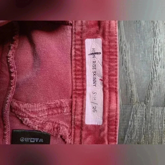 NWOT Pilcro and the Letter Press Curduroy Bottoms size 26 - Picture 4 of 6